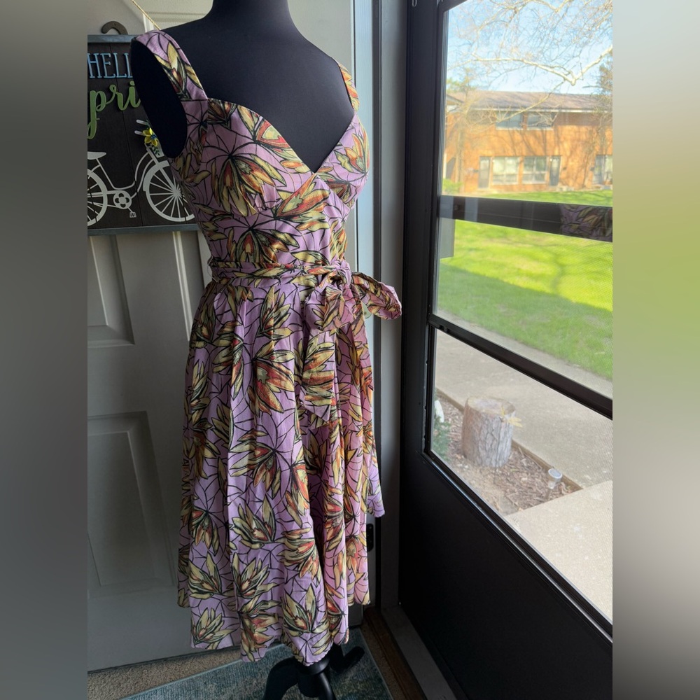 Vintage Y2K BCBG Paris purple floral sundress, size 6